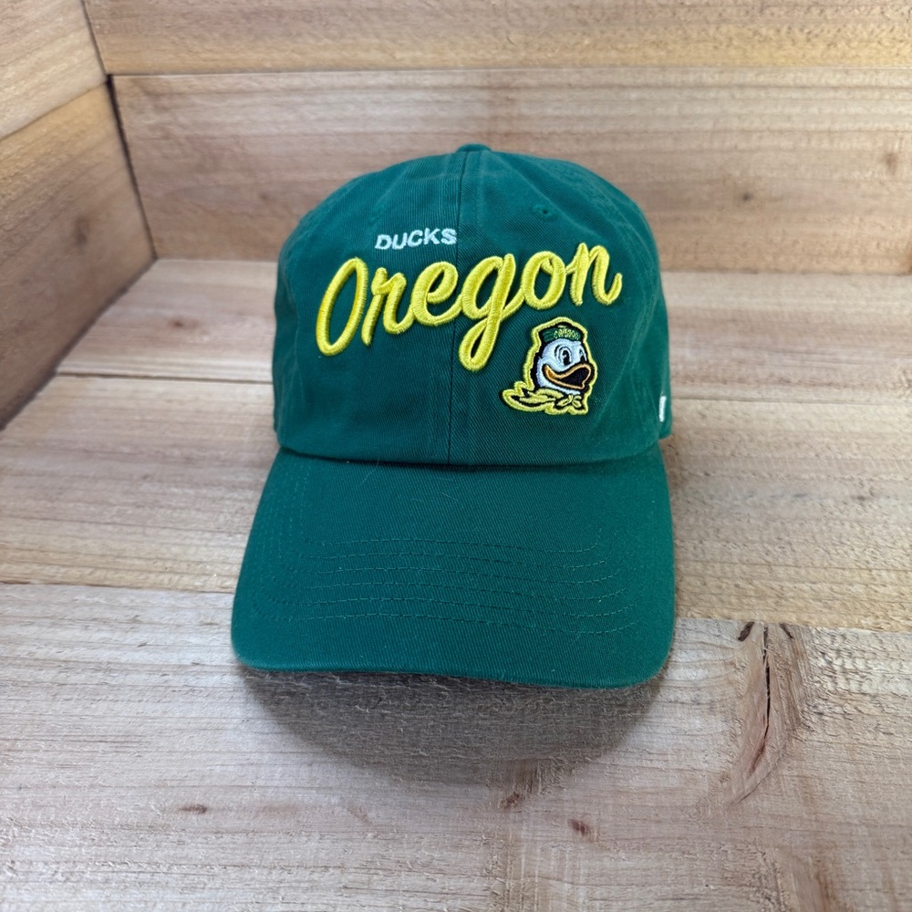 Women's '47 Green Oregon Ducks Phoebe Clean Up Adjustable Hat - Picture 2 of 3